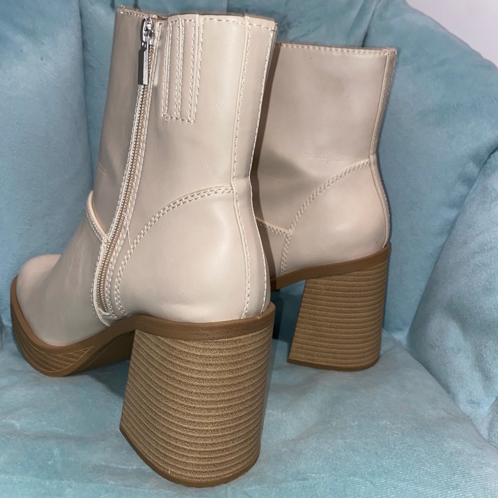 70s Platform Chunky Heel Boots in Cream White Size Women’s 11